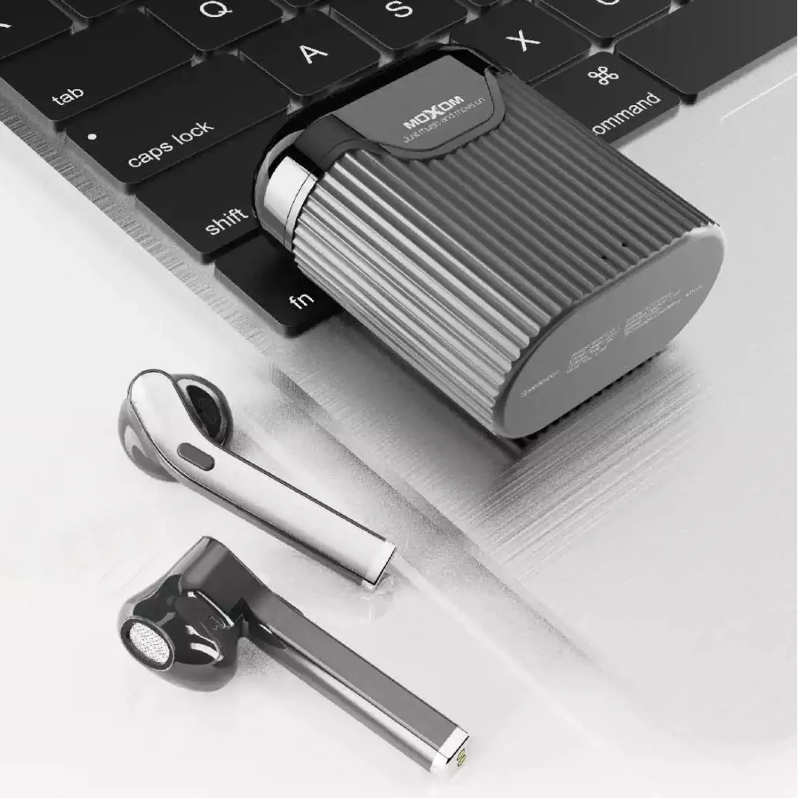 Гарнитура Bluetooth Moxom MX-WL29 черный UA