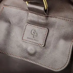 Сумка дорожня Grande Pelle 11044 Коричнева UA