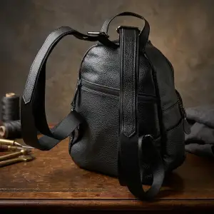 Шкіряний рюкзак Vintage 20675 Чорний UA