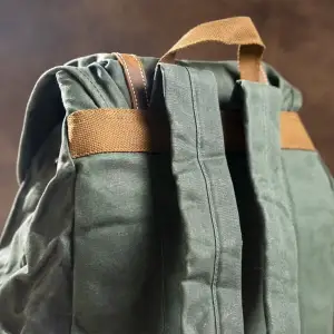Рюкзак дорожній Vintage 20056 Зелений UA