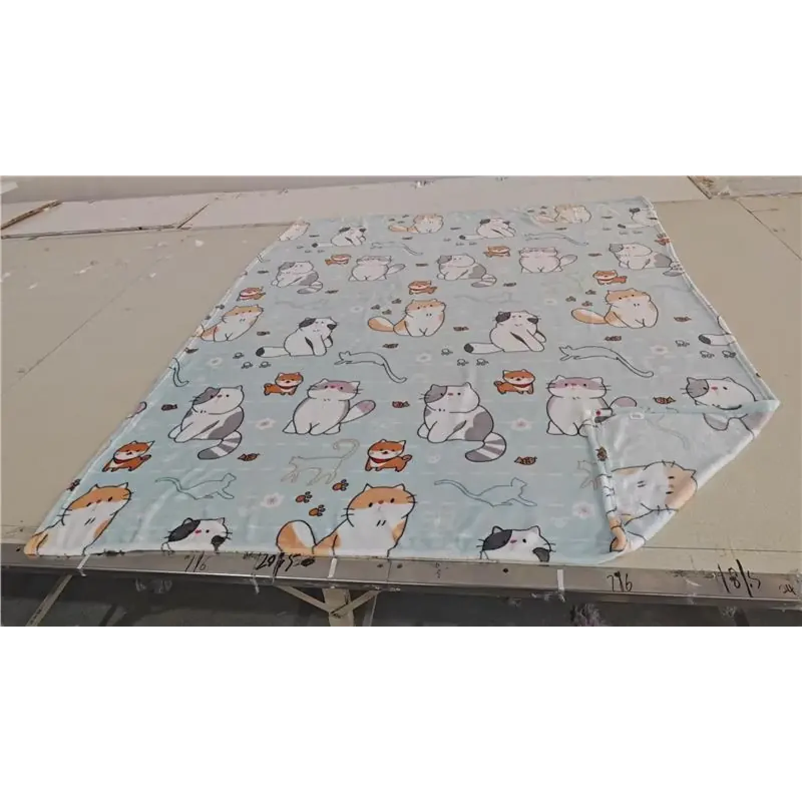 Плед Ardesto Flannel 160х200см, 100% поліестер, милі котики (ART0130PB) UA