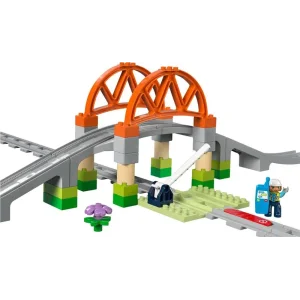 Конструктор LEGO DUPLO Town Додатковий набір. Залізничний міст і колії, 10426 UA