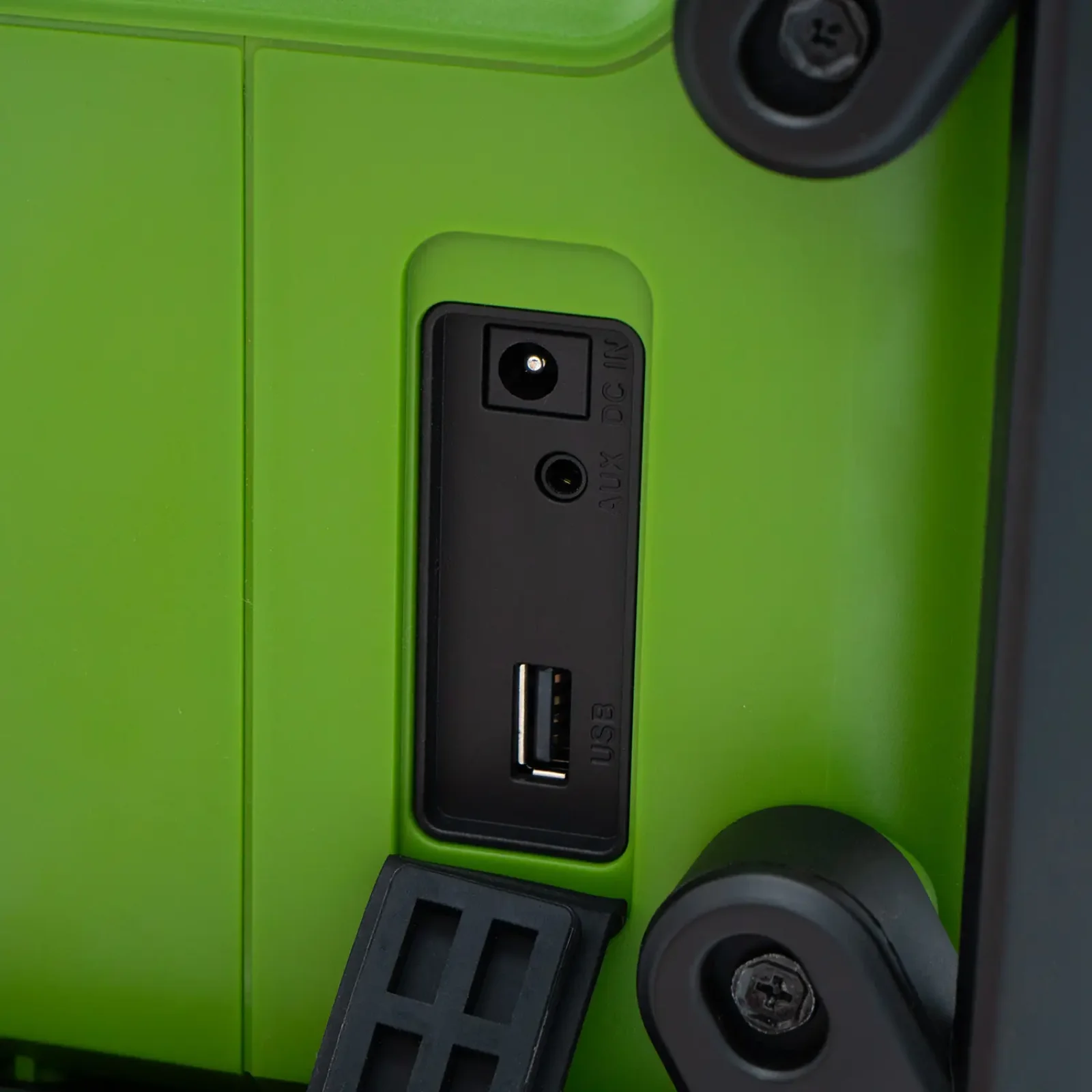 Акумуляторний радіоприймач Procraft PJS20 (Без акб та зп) UA