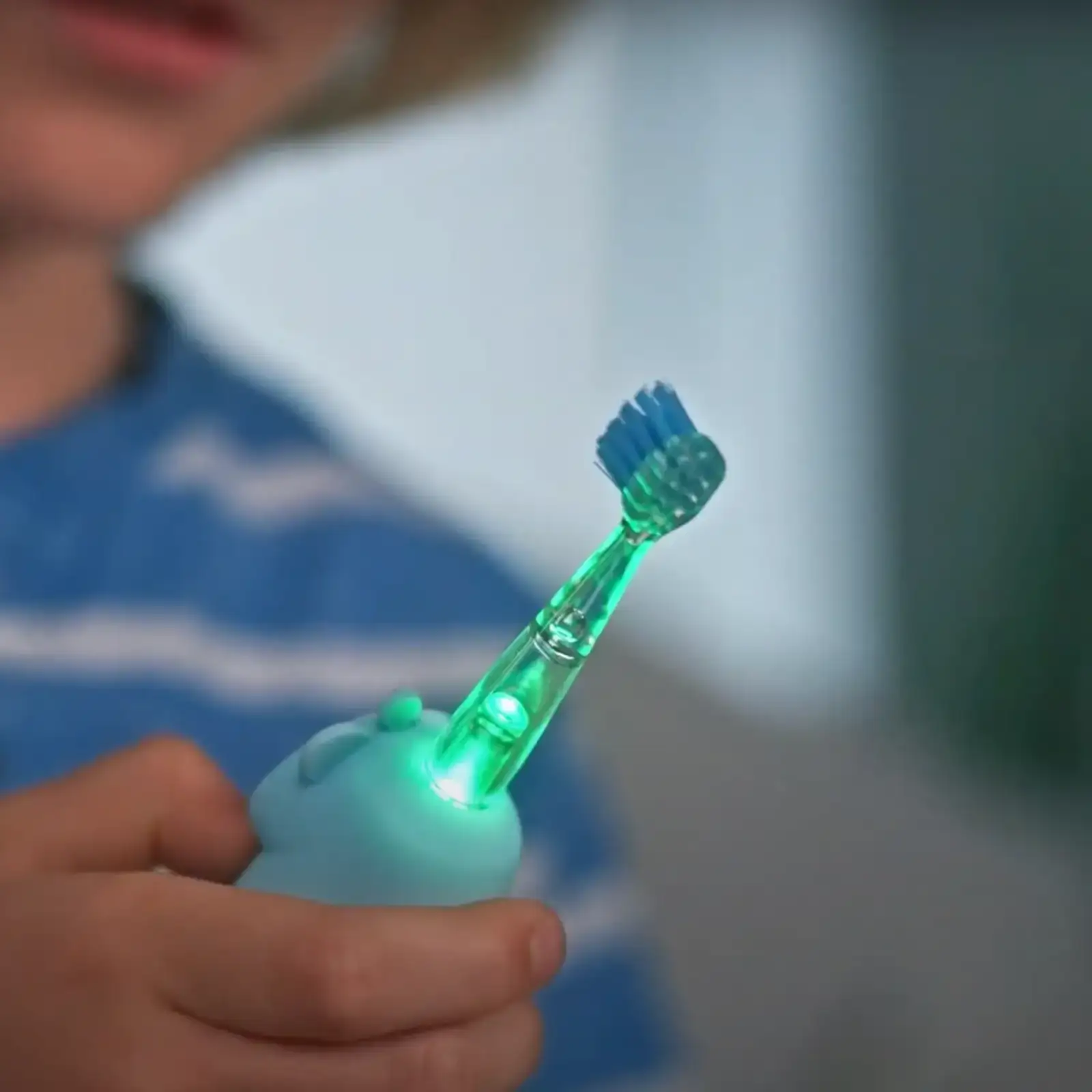 Дитяча зубна щітка MEDICA+ KidsBrush 2.0 Pink UA
