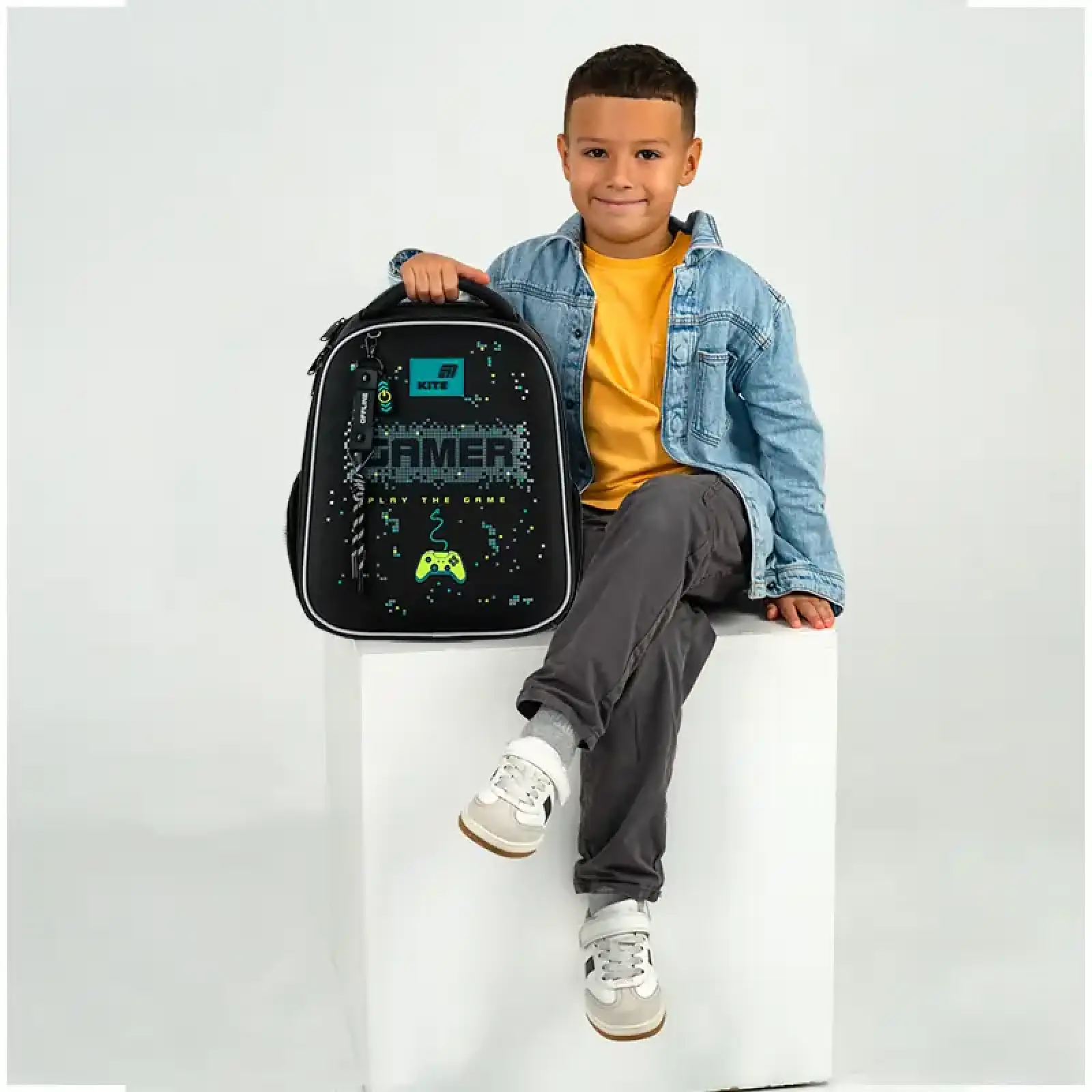 Рюкзак Kite Education каркасний 555 Play the Game K26-555S-9