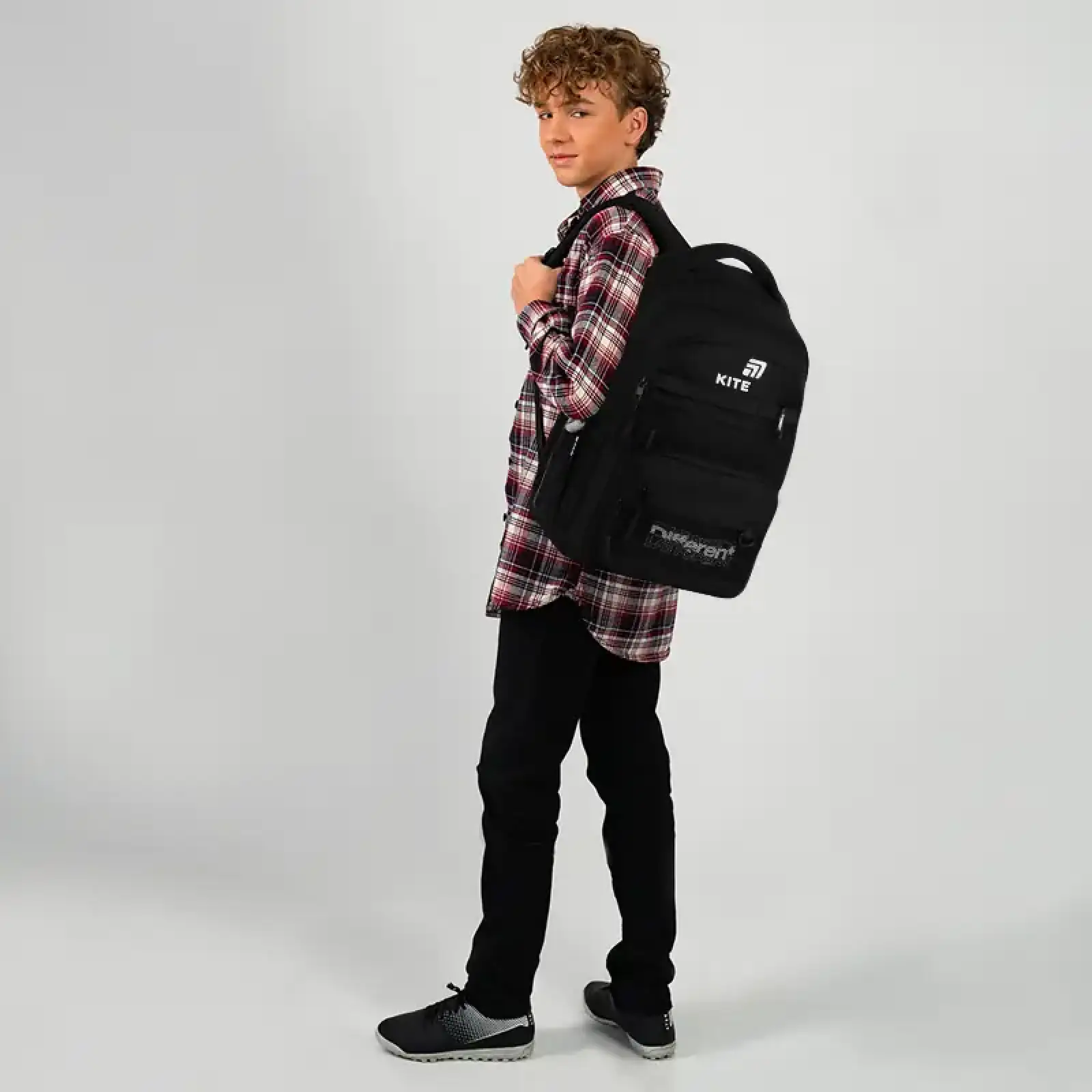 Рюкзак Kite Education teens 1019L Different K26-1019L-2