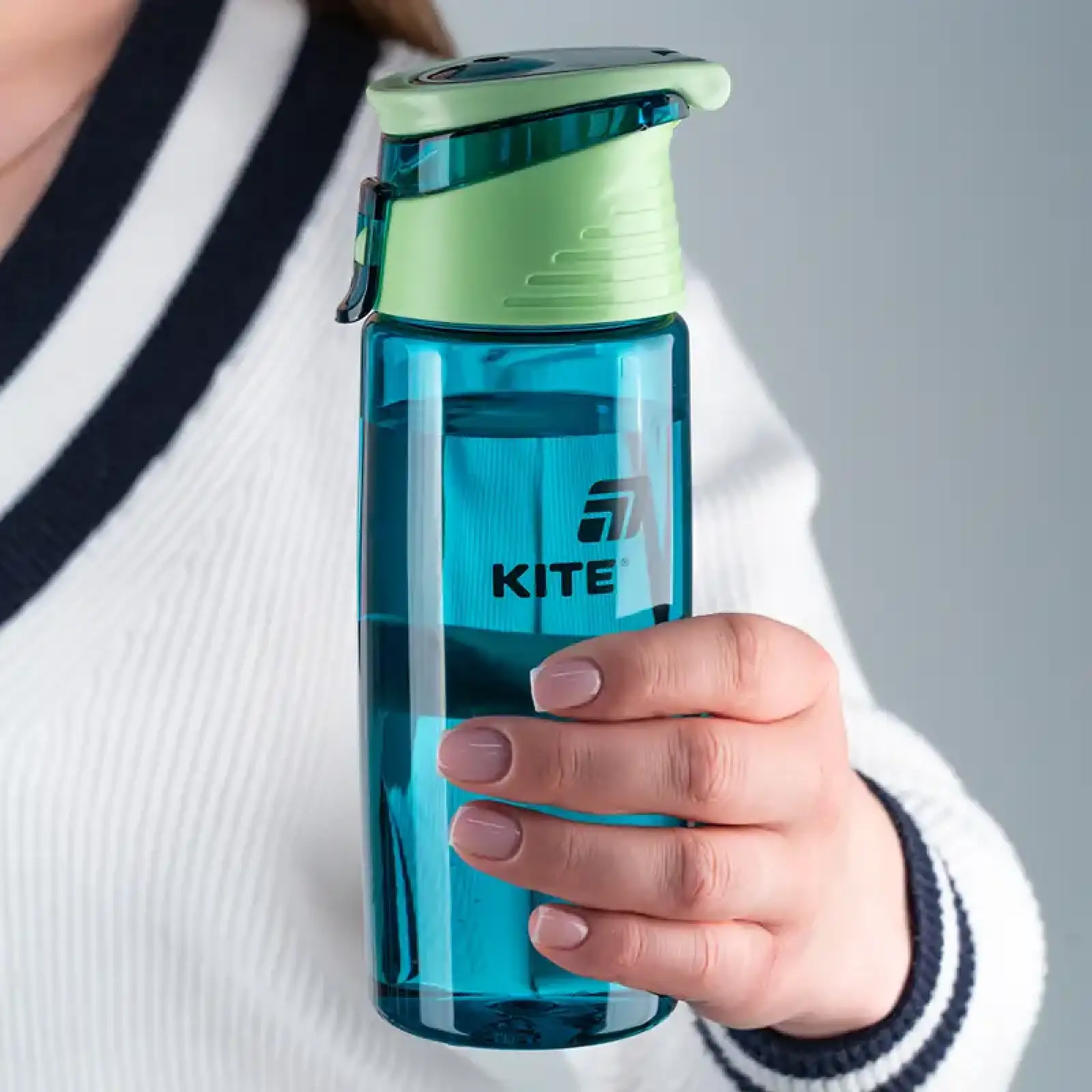 Пляшечка для води, 550 мл, смарагдова KITE K25-401-2