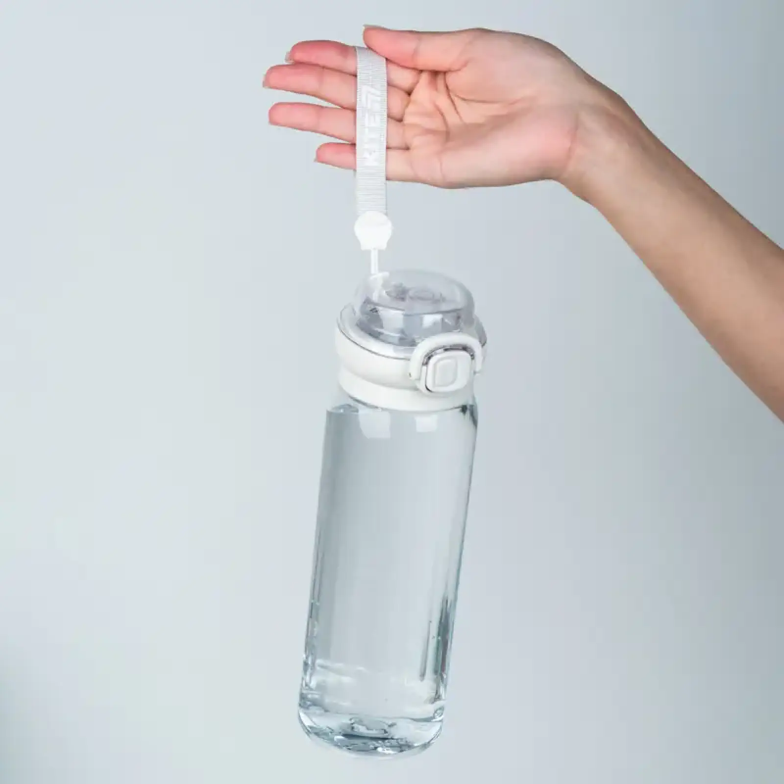 Пляшка для води 750 мл, біла KITE K26-1317-1