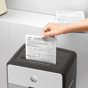 Знищувач документів HP OneShred 24CC, A4, 80g х 24 листів, 4*35, 30 л., P-4 (2807) UA