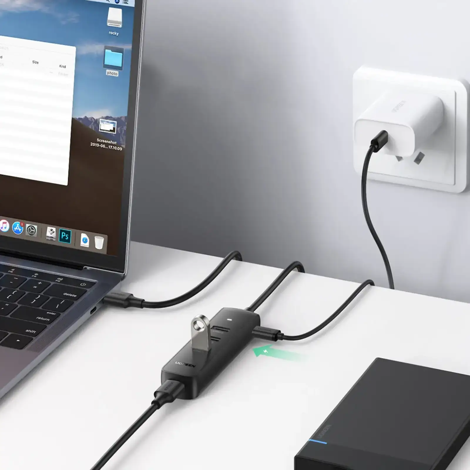 Хаб USB 3.2 Type A -> 4xUSB 3.2 Активний, 1м Чорний CM416 UGREEN (80657) UA