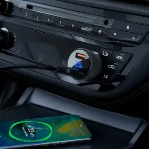 Автозарядка 2xUSB 63W (USB-C + USB-A) B6 with digital display Acefast (6974316280972) UA