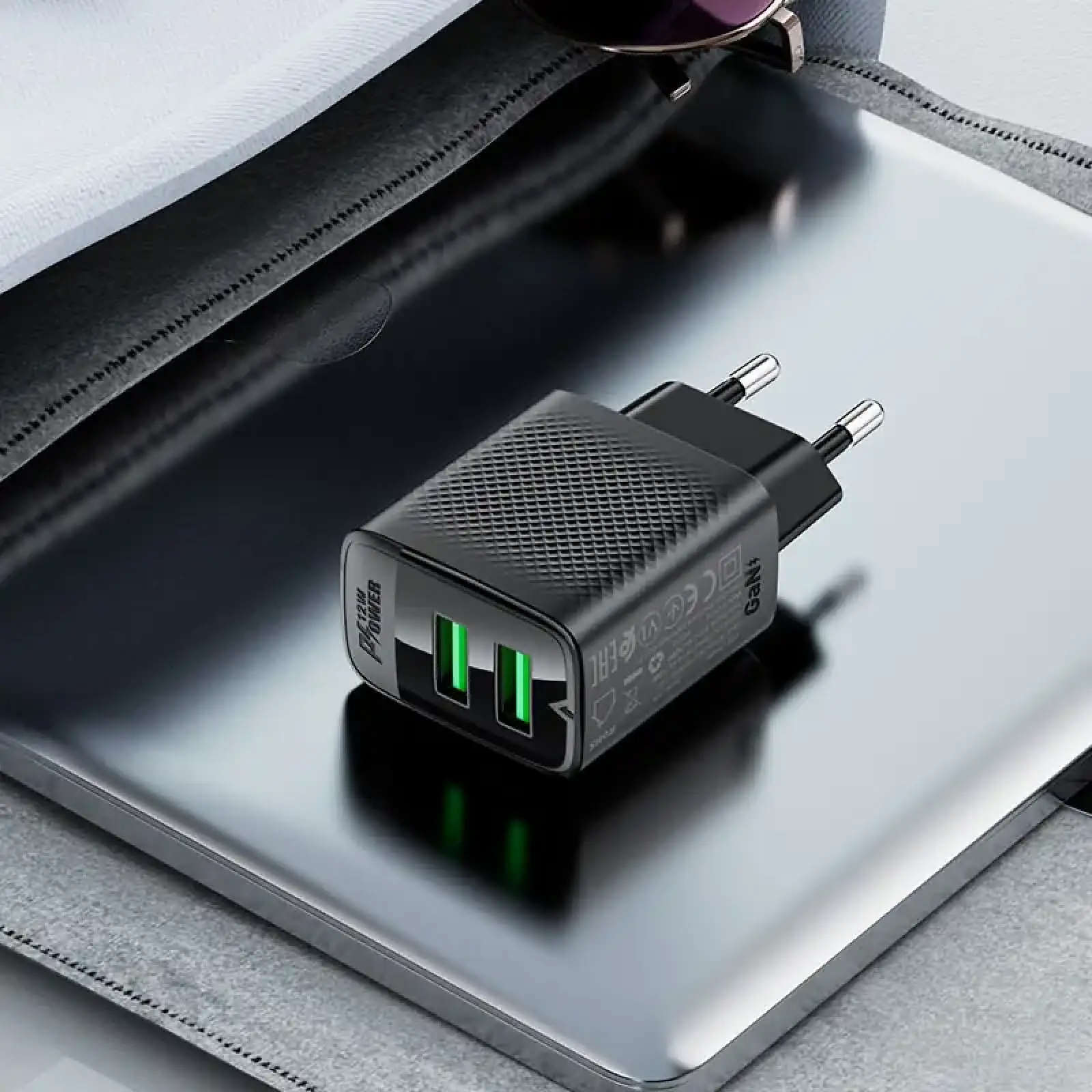 Зарядний пристрій 2xUSB 12W (2xUSB-A) A86 Black Acefast (6974316283270) UA