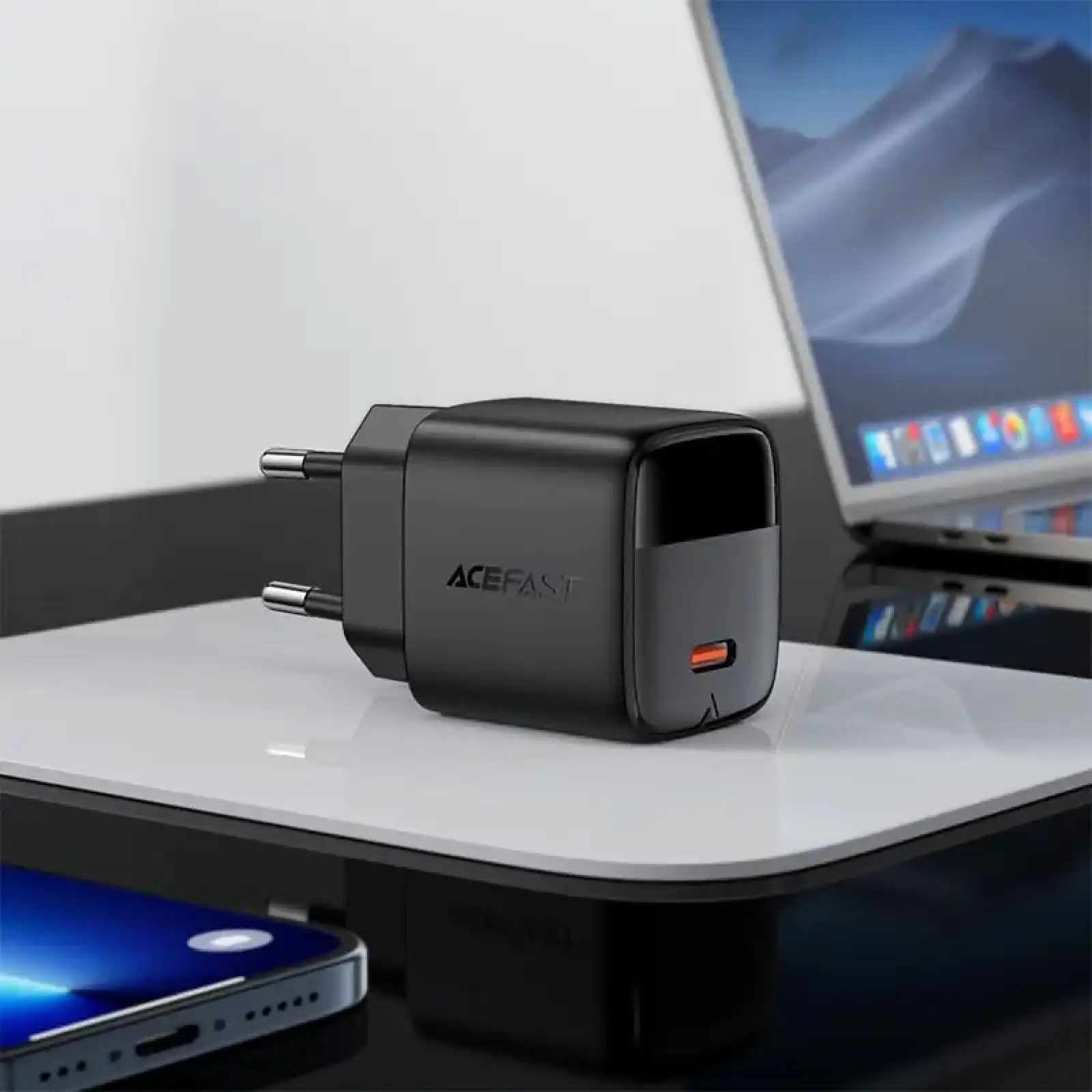 Зарядний пристрій 1xUSB-C 20W Gan A113 Fast Charger + USB-C cable with digital display black Acefast (6974316284420) UA