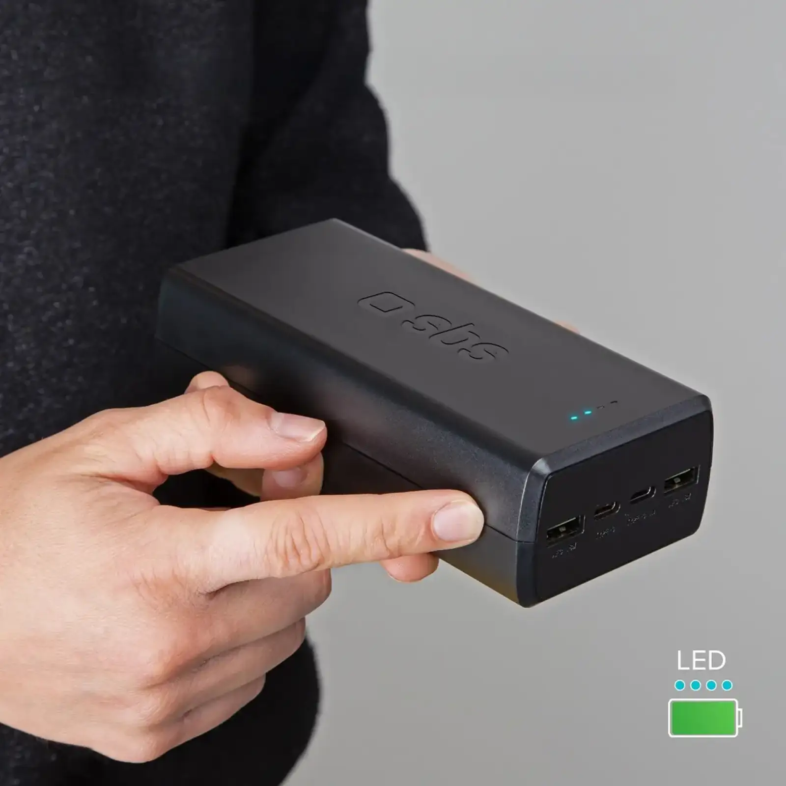Зовнішній акумулятор SBS (TTBB30000PD20K) UA