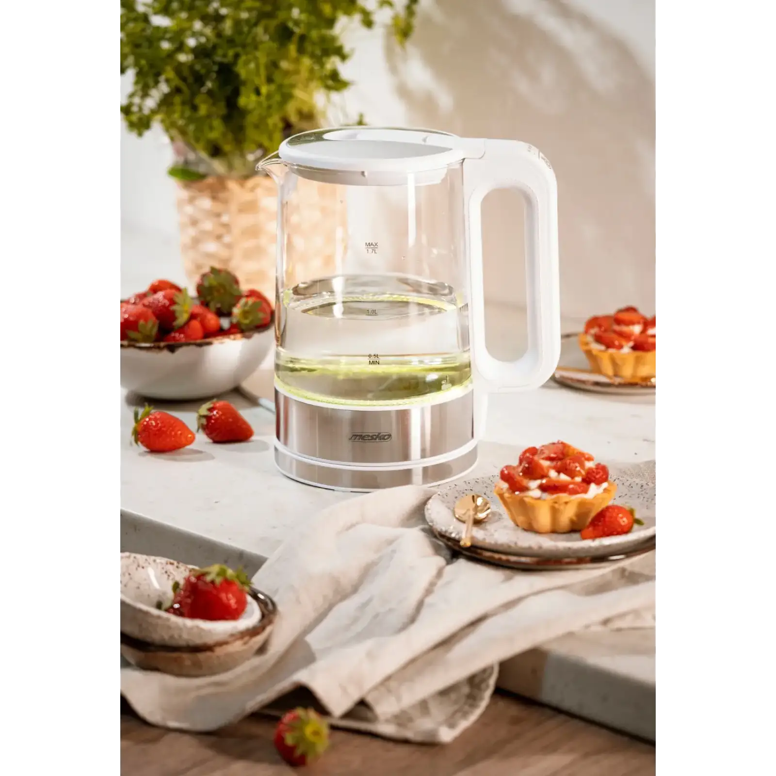 Електрочайник Mesko MS 1301 white 1850-2200Вт/ 1.7л/ скло/ встановлення температури (MS1301W) UA