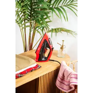 Праска Mesko MS 5031 red 3000Вт/ 400 мл/ кераміка/ ''Крапля-стоп''/автовимкнення/ червона (MS5031) UA