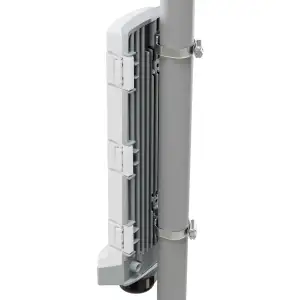 Комутатор Mikrotik CSS606-1G-2Gi-3S+OUT, GPERx6 with 3xGig Eth ports, 3xSFP+ cages, SwOS, outdoor en UA