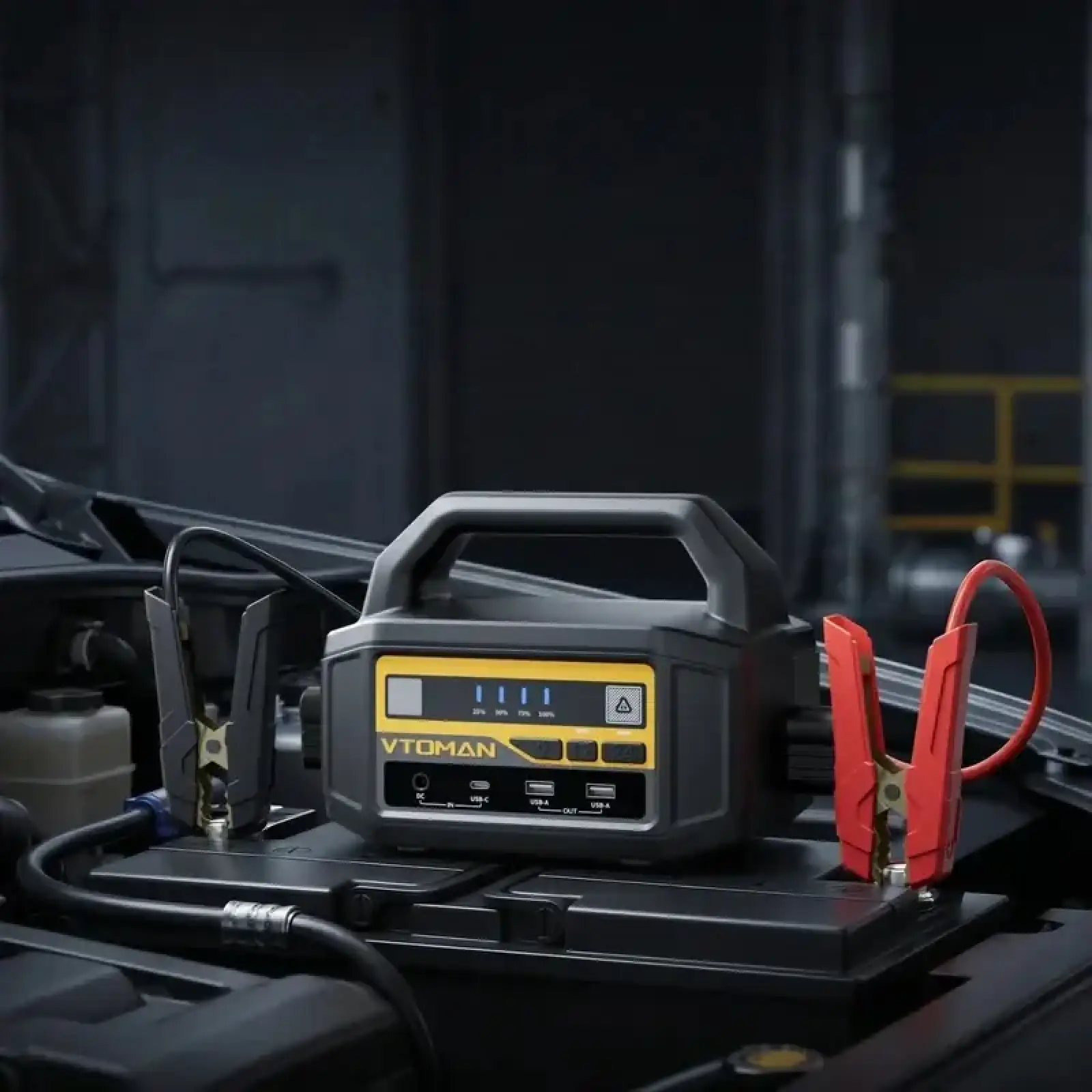 Автомобільний Jump Starter V-Truck 6000A, 12V/24V, 36400mAh, 145Вт, 133.59 Вт/год Vtoman UA
