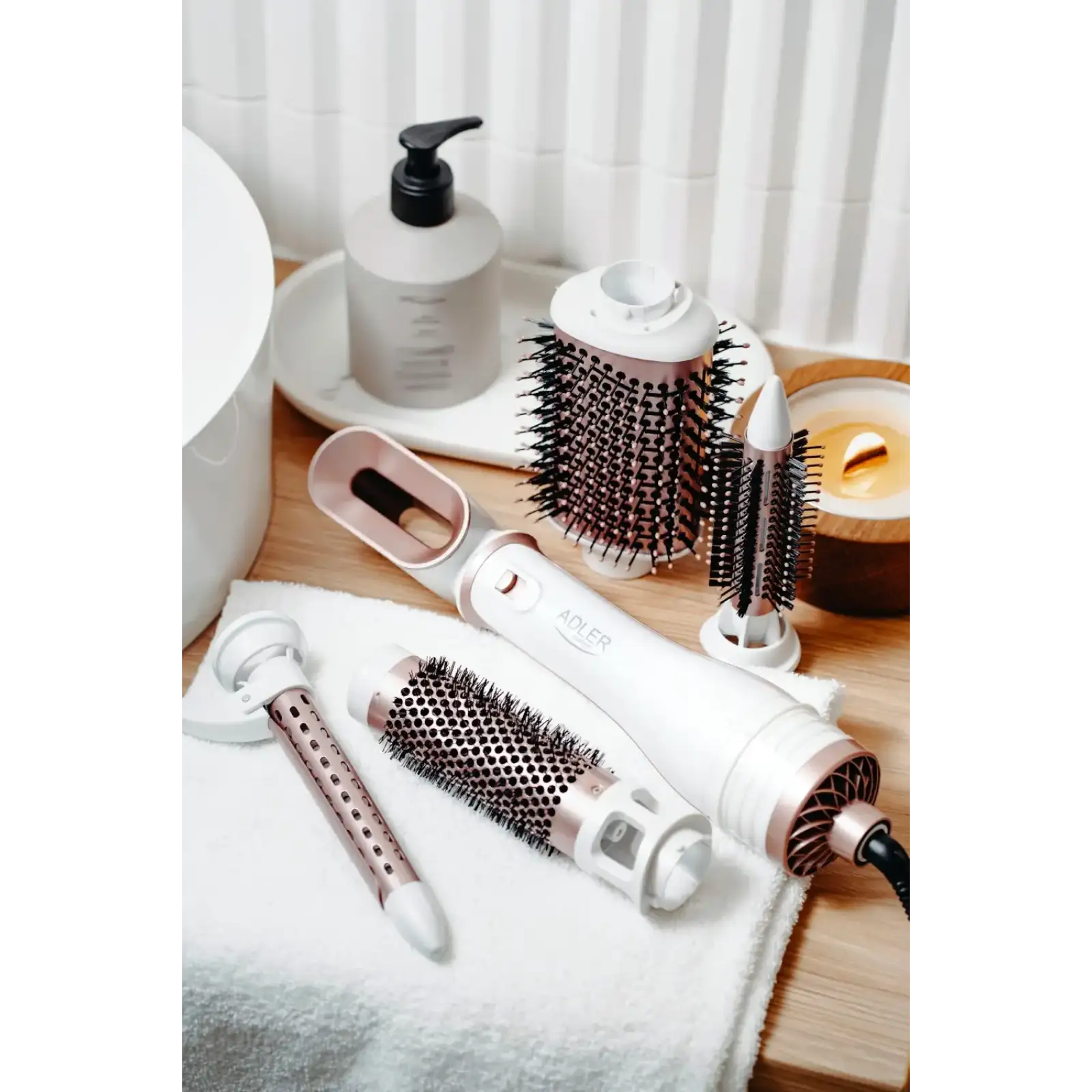 Стайлер Adler AD 2027 white, rose gold 1200Вт/ темп.режимів-2/ Cool shot/ насадок-5/ дорожній футляр (AD2027WRG) UA