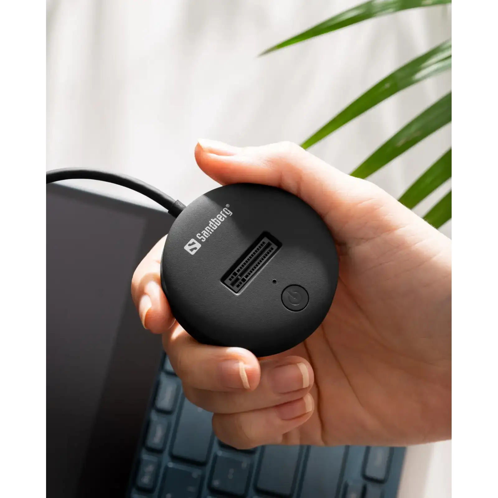 Док-станція USB3.2 Type-C -->SSD M.2, NVMe, M Key Sandberg (136-47) UA