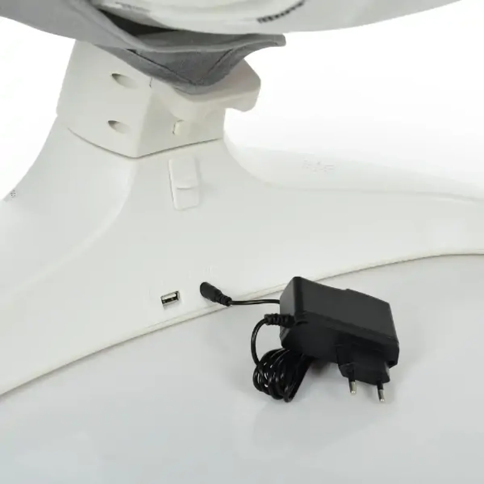 Заколисуючий центр El Camino ME 1074 MYLA (soft gray)