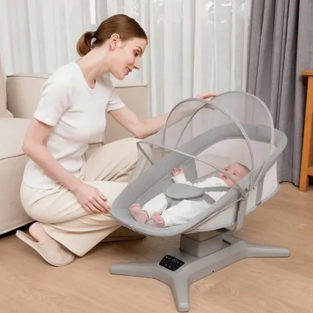 Заколисуючий центр Mastela 8303 (dark grey)