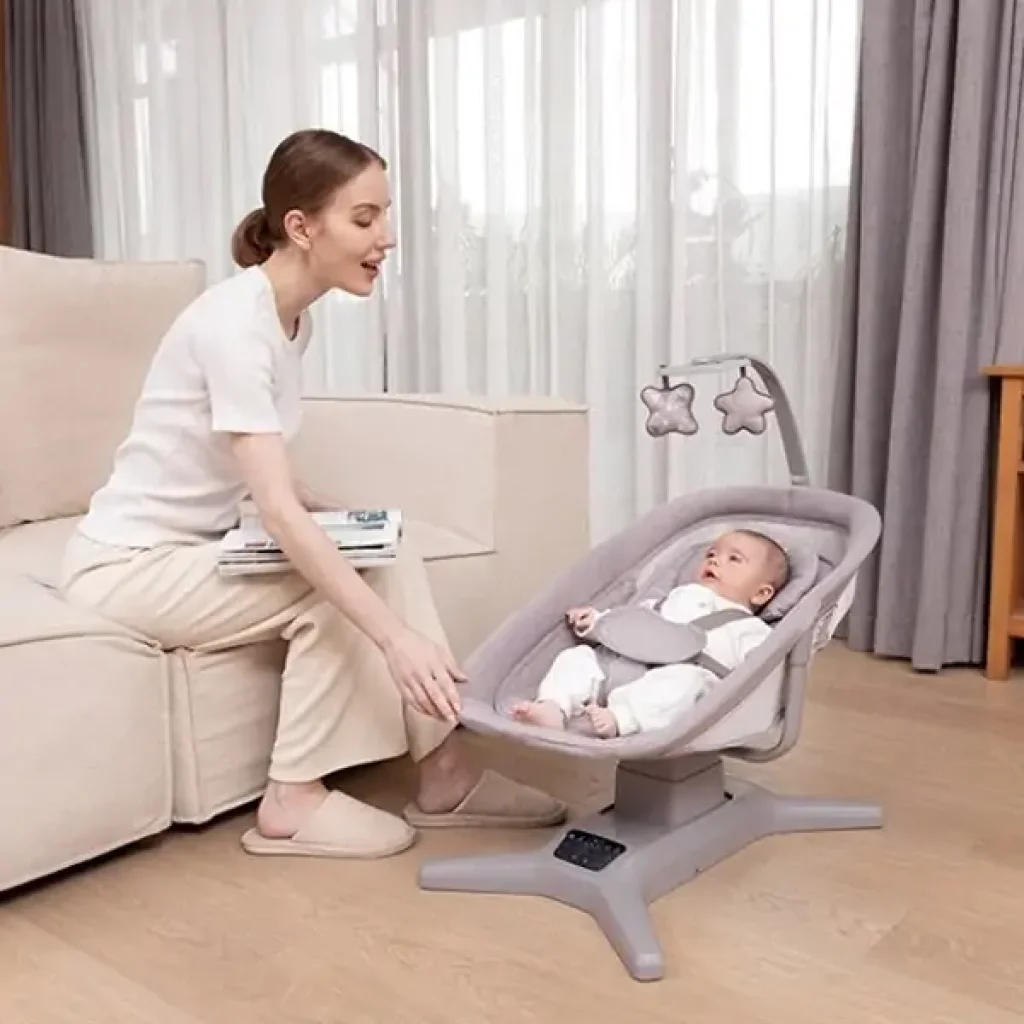 Заколисуючий центр Mastela 8305 (pink)