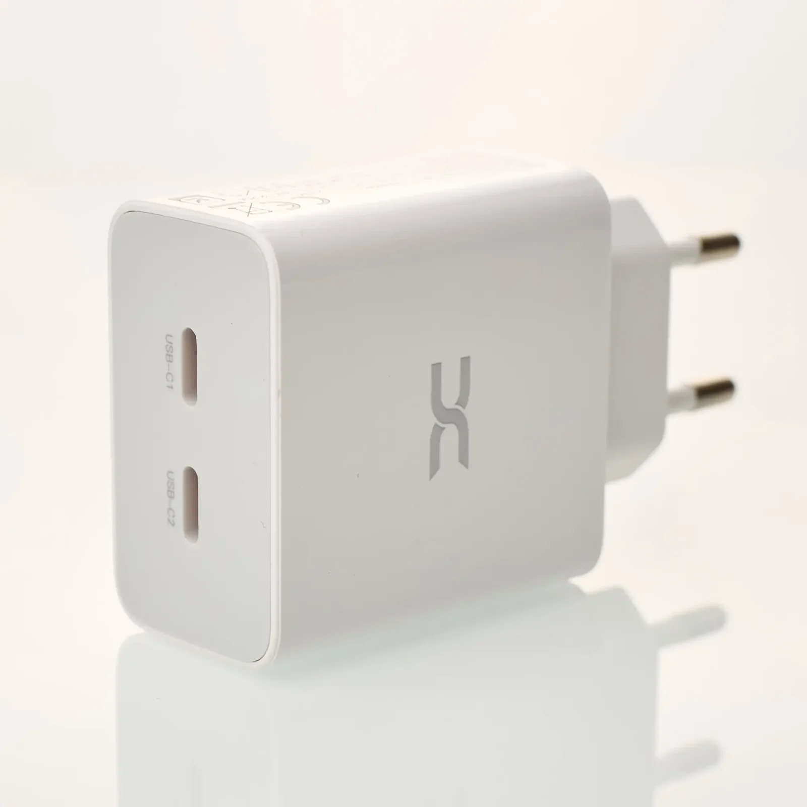 СЗУ DC 2в1 Type-C 2PD/35W Fast Charger (CA-D17) білий UA