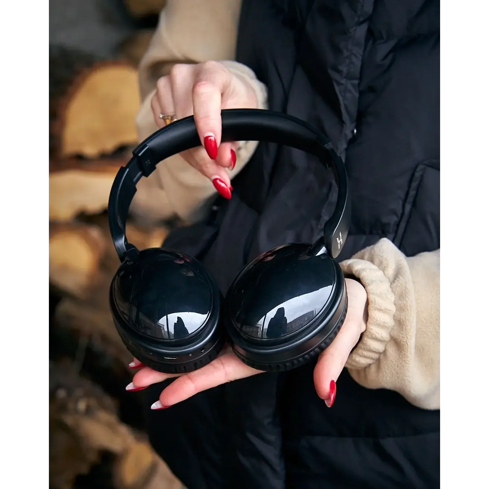 Накладна гарнітура DC BH-10 чорний UA