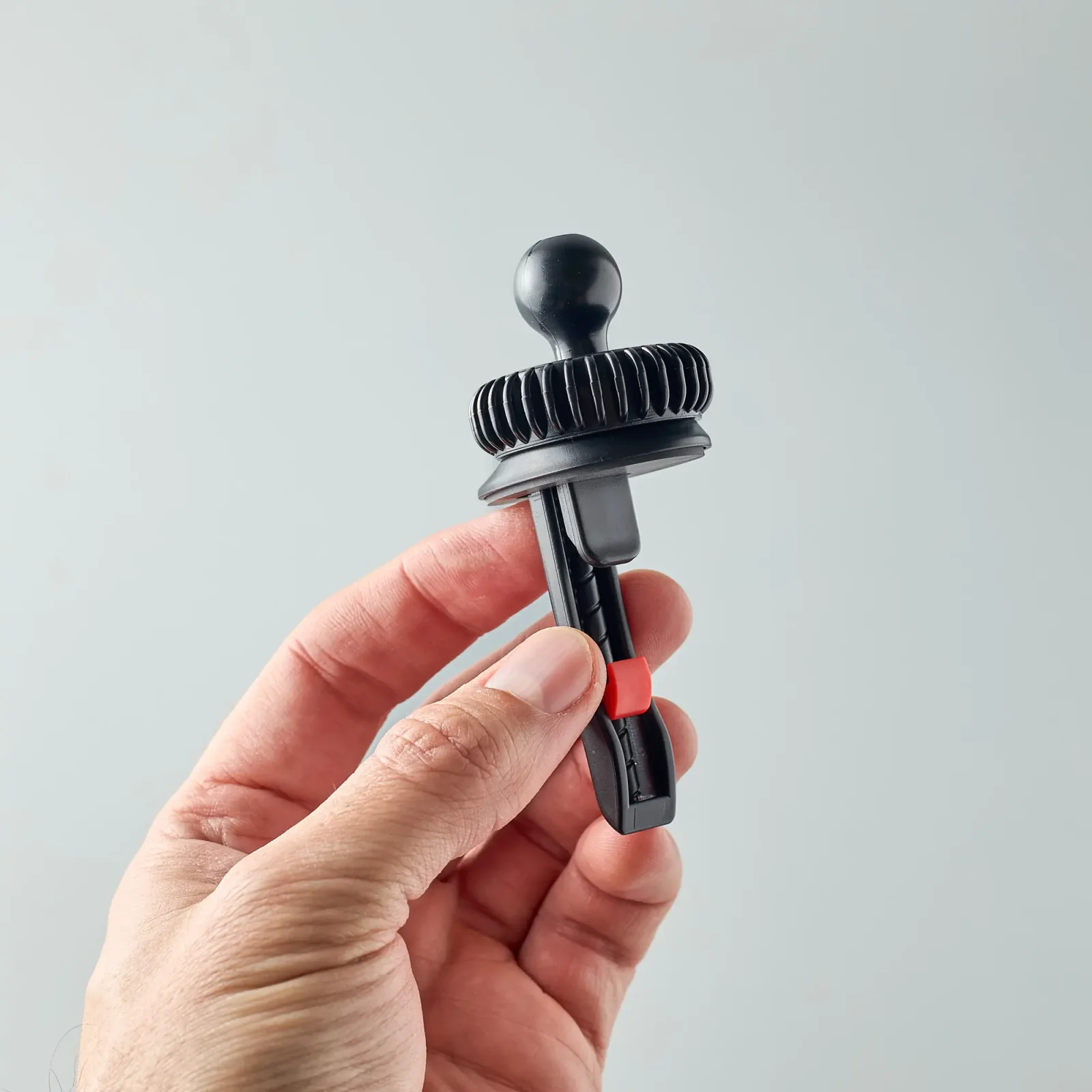 Магнітний автотримач DC (DH-H2) Air Outlet чорний UA