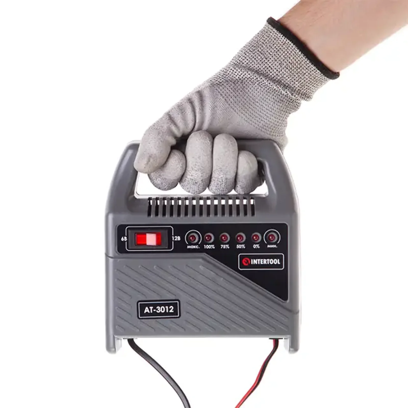 Пристрій зарядний для акумуляторів 6/12 В, 70 Вт, 10-60 Аг, світлодіодна індикація, з трансформатором INTERTOOL (AT-3012) UA