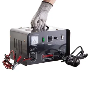 Пристрій зарядний 12/24 В, 0,6 кВт, 30 А, 20-400 Аг INTERTOOL (AT-3015) UA