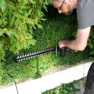 Кущоріз акумуляторний 20 В, 2000 об/хв, довжина шини 500 мм, діаметр зрізу 18 мм, леза 65 Mn, без ЗП та АКБ, STORM INTERTOOL (WT-9115) UA