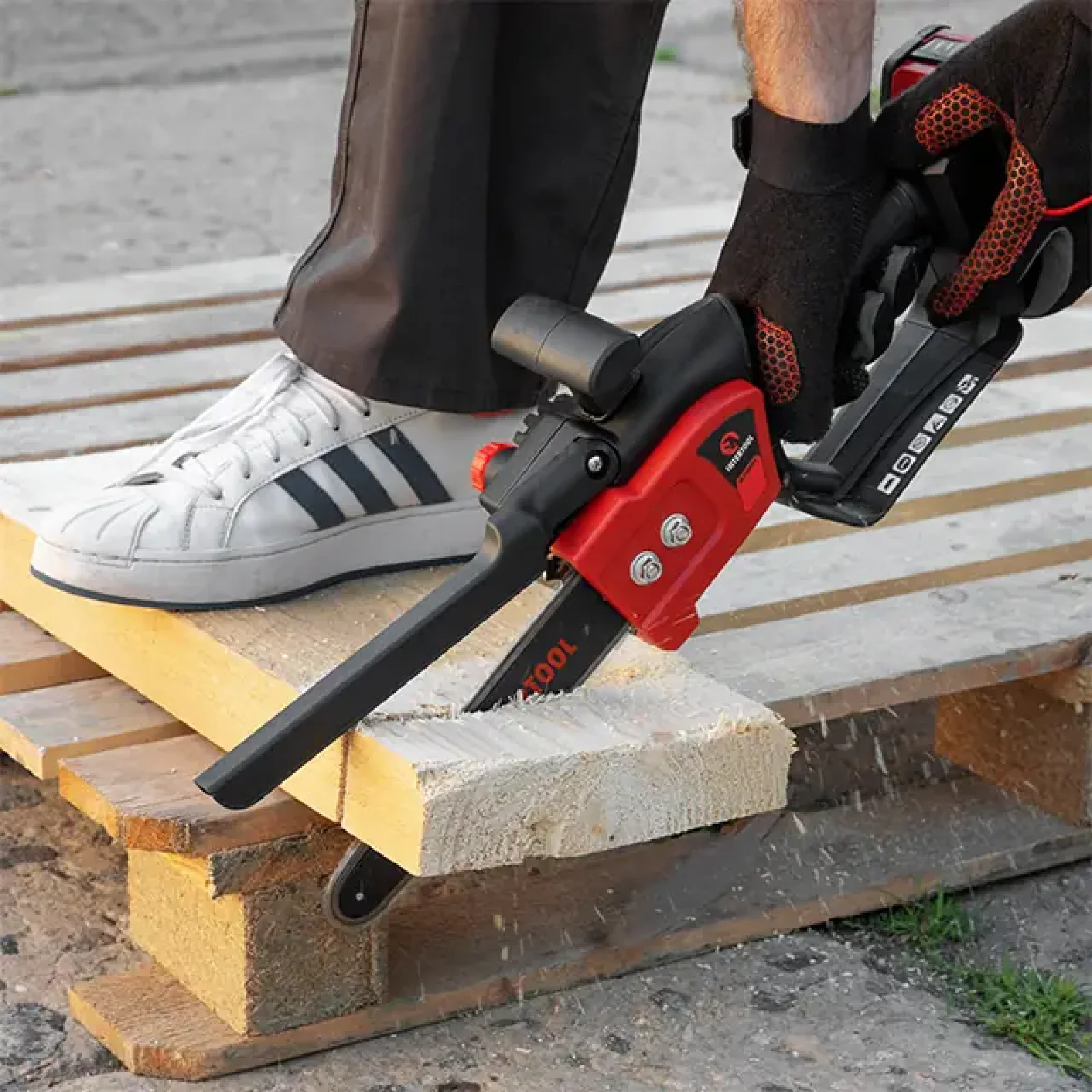 Міні-пилка ланцюгова акумуляторна безщіткова 20 В, шина 20 см, 7,5 м/с, без ЗП та АКБ, STORM INTERTOOL (WT-9210) UA