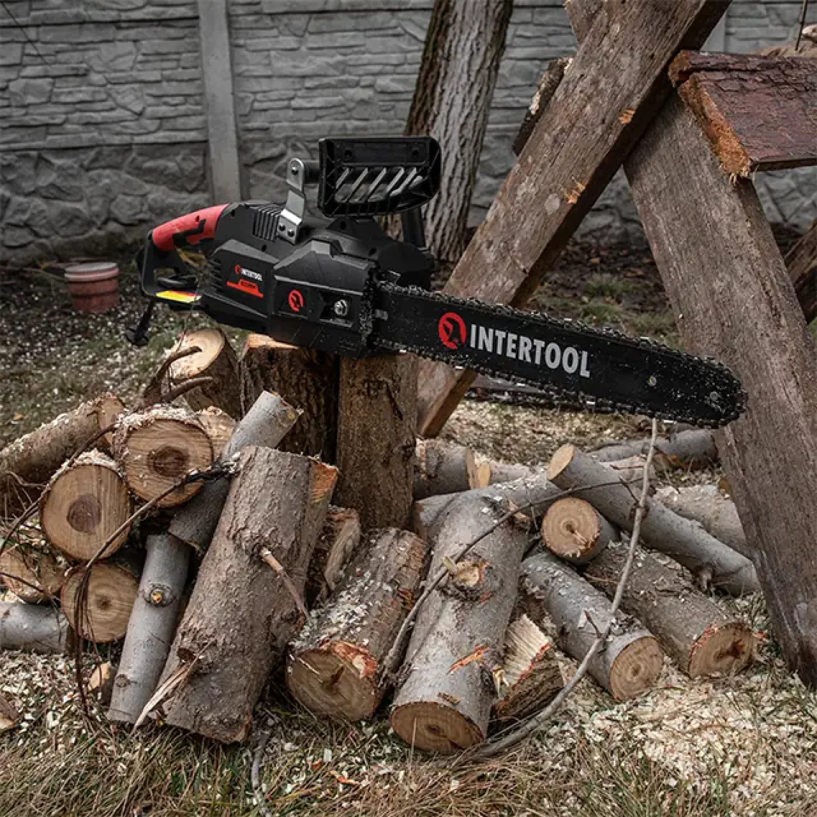 Пила ланцюгова електрична, 2,4 кВт, шина 40 см, 13 м/с, прямий двигун, плавний старт, STORM INTERTOOL (WT-2204) UA