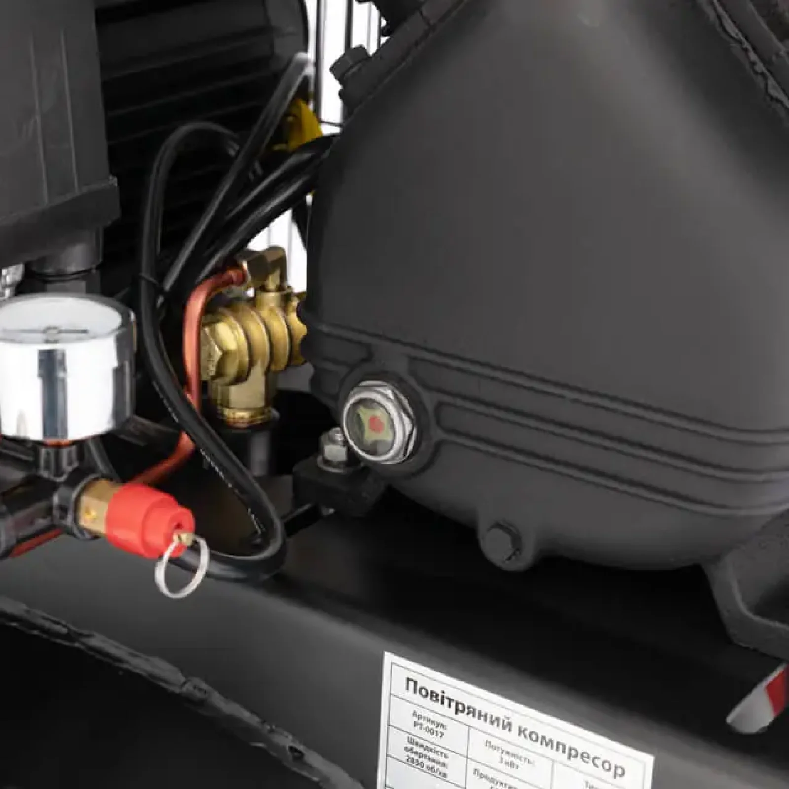 Компресор, 100 л, вертикальний, 3,0 кВт, 220 В, 10 атм, 500 л/хв, 2 циліндри INTERTOOL (PT-0017) UA