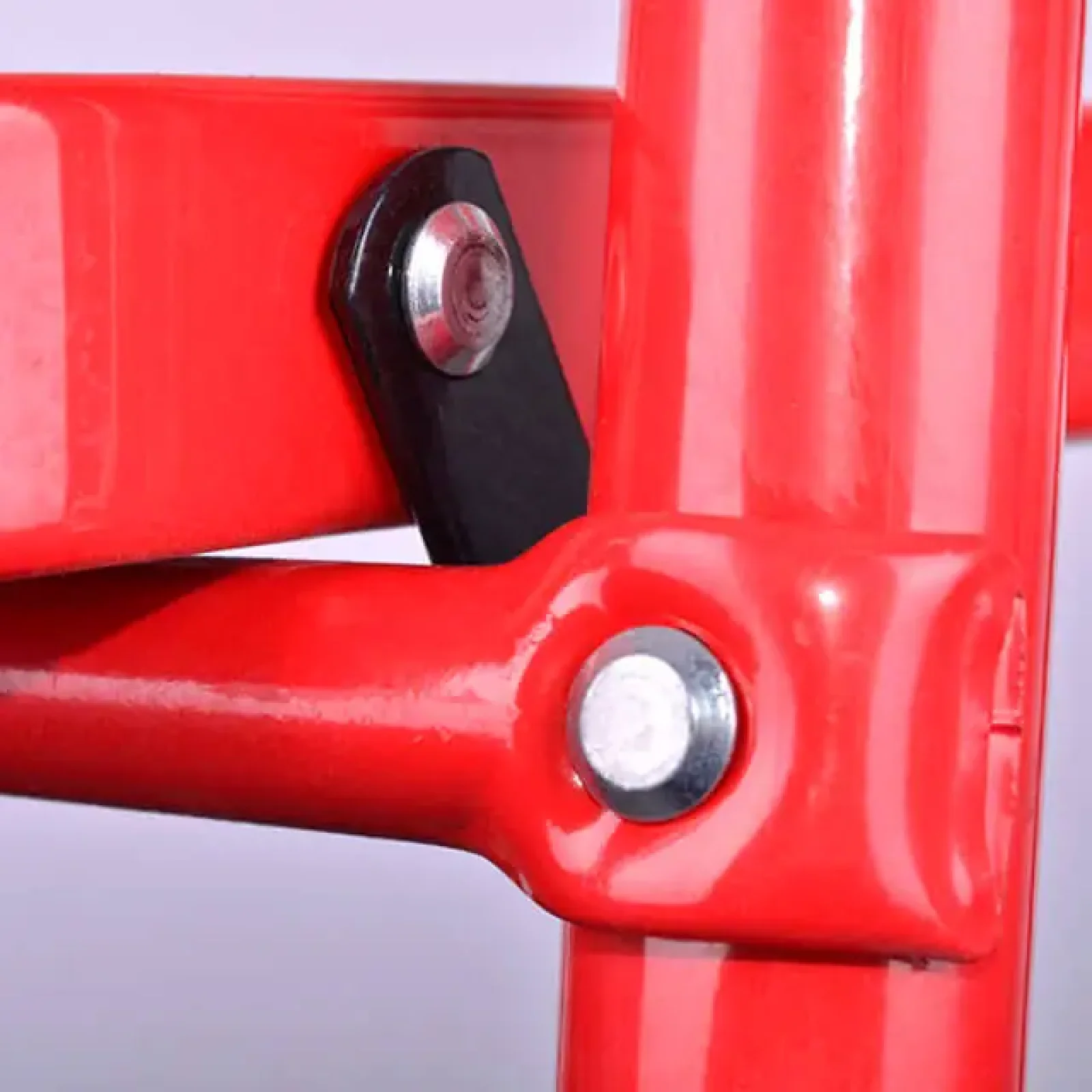 Драбина сталева INTERTOOL 4 сходи, 380×260 мм, висота: 1361 мм (LT-0034) UA