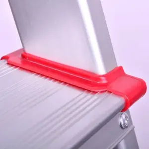 Драбина алюмінієва, 3 сходинки, висота: 1130 мм, висота до платформи: 630 мм, 150 кг INTERTOOL (LT-1003) UA