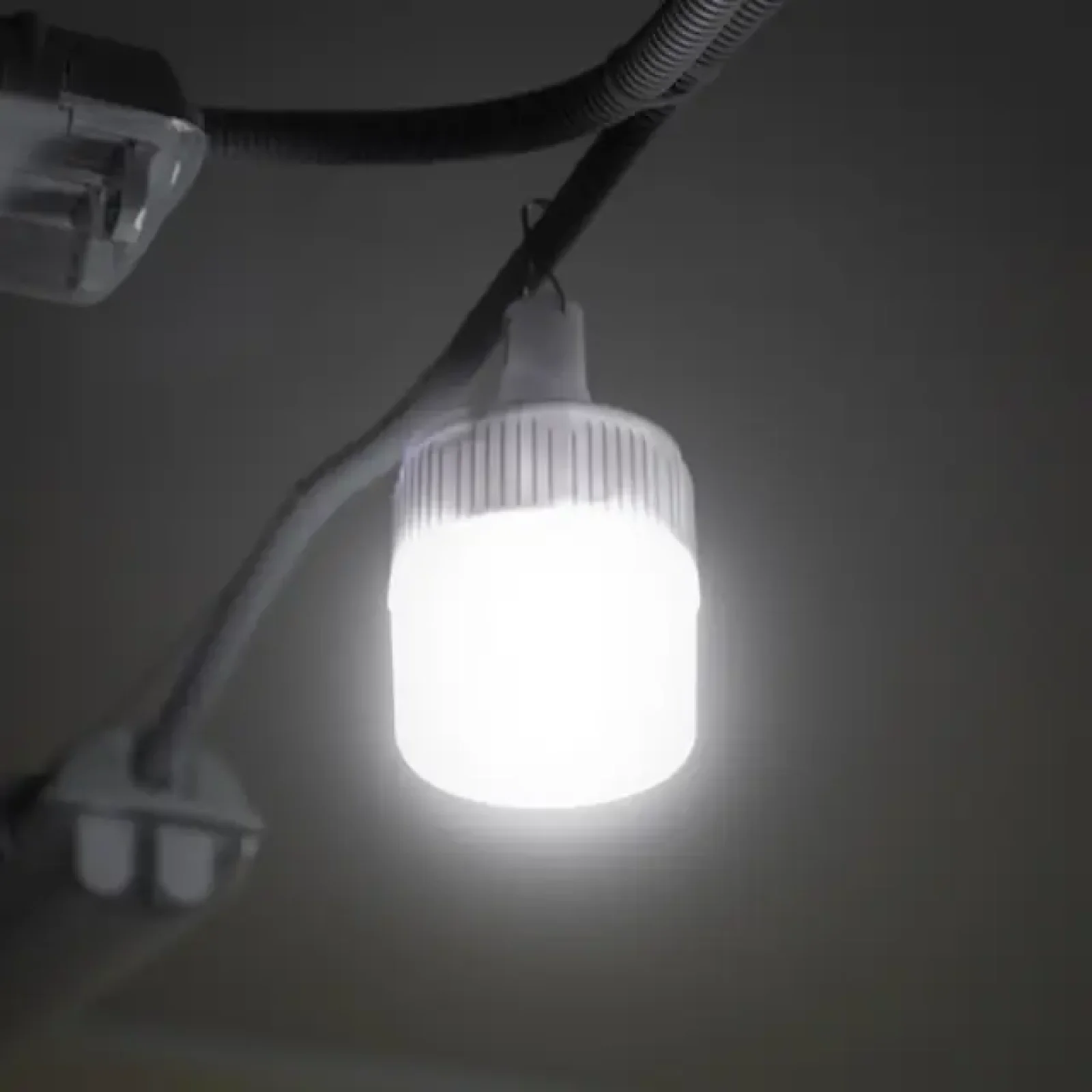 Світильник акумуляторний підвісний 24 SMD, сонячна панель, індикатор заряду INTERTOOL (LB-0109) UA