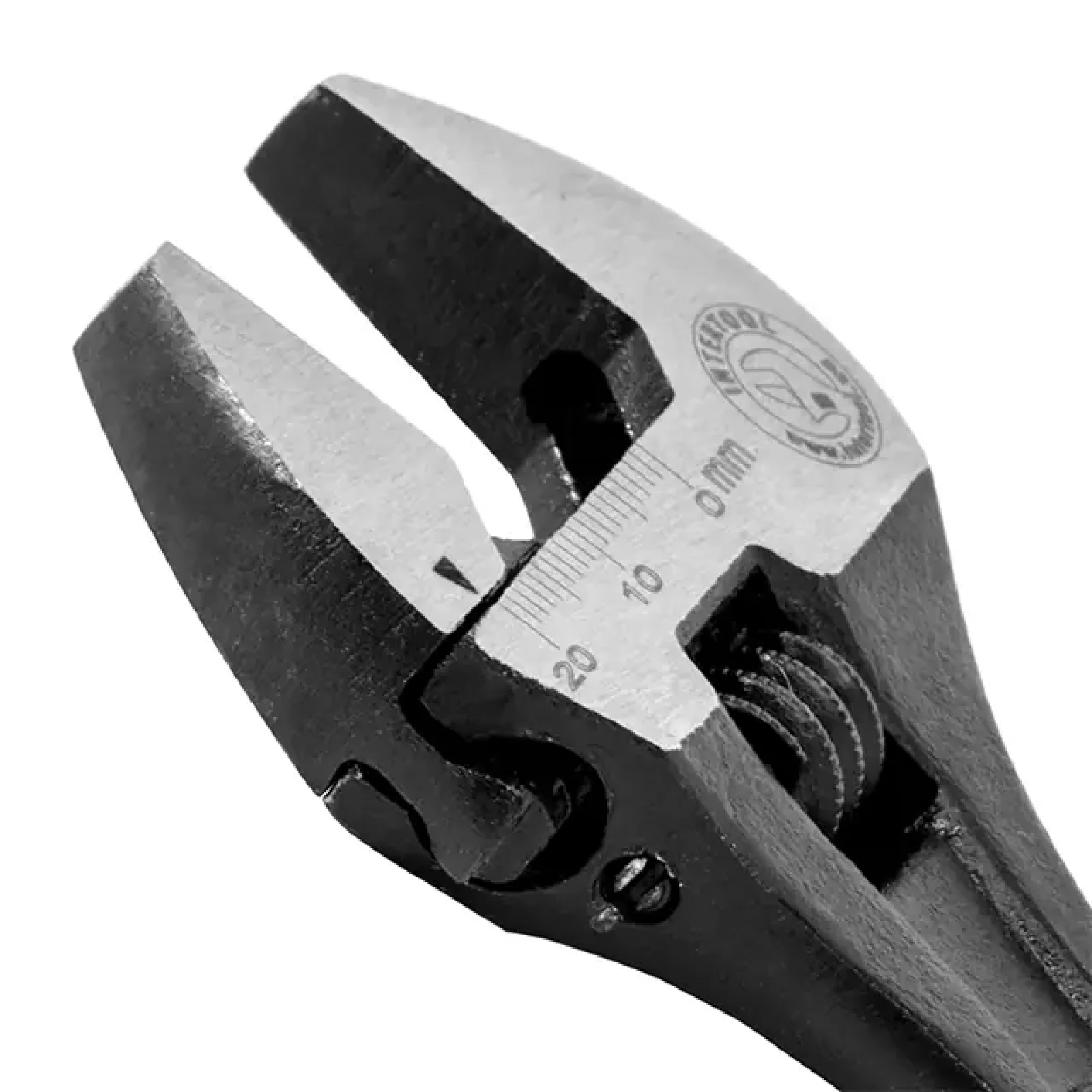 Ключ розвідний, 150 мм, Cr-V, чорний, фосфатований INTERTOOL (XT-0056) UA