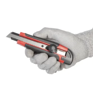 Ніж сегментний, 18 мм, металева напрямна, прогумована ручка INTERTOOL (HT-0503) UA