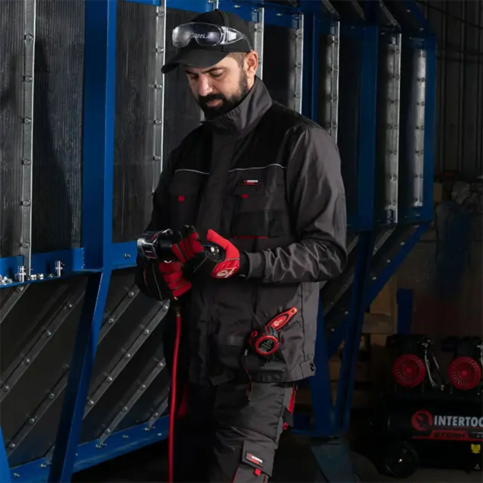 Куртка робоча, 80% поліестер / 20% бавовна, щільність 260 г/м², L INTERTOOL (SP-3003) UA