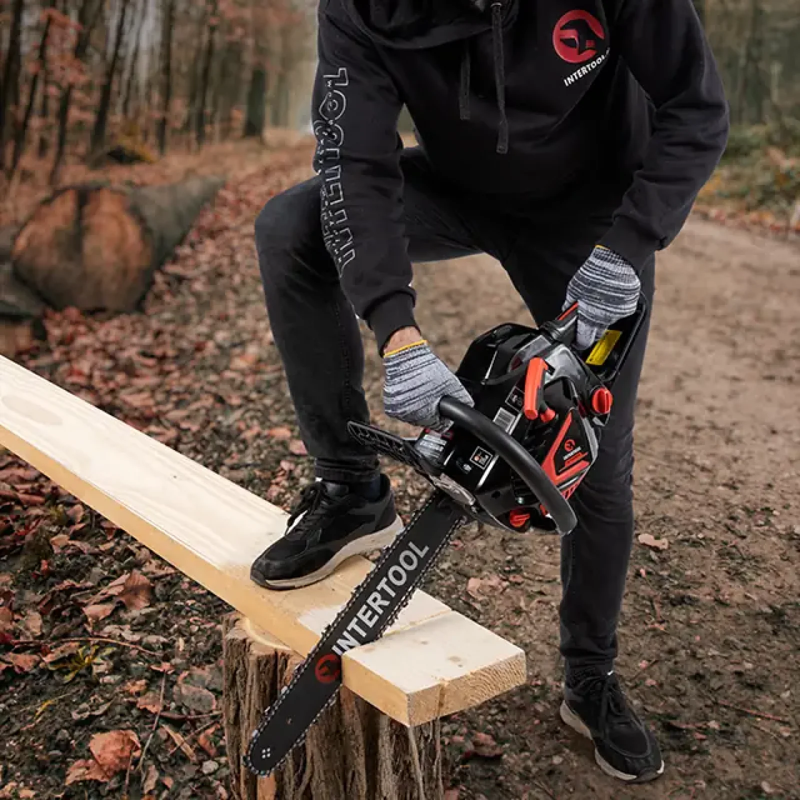 Бензопила ланцюгова 2,6 кВт, 58 см³, шина 45 см/18