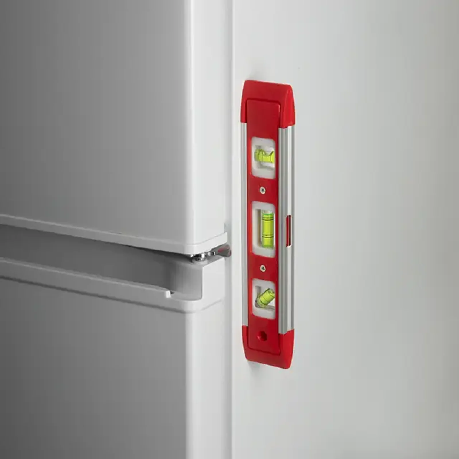 Рівень магнітний, 230 мм INTERTOOL (MT-1001) UA