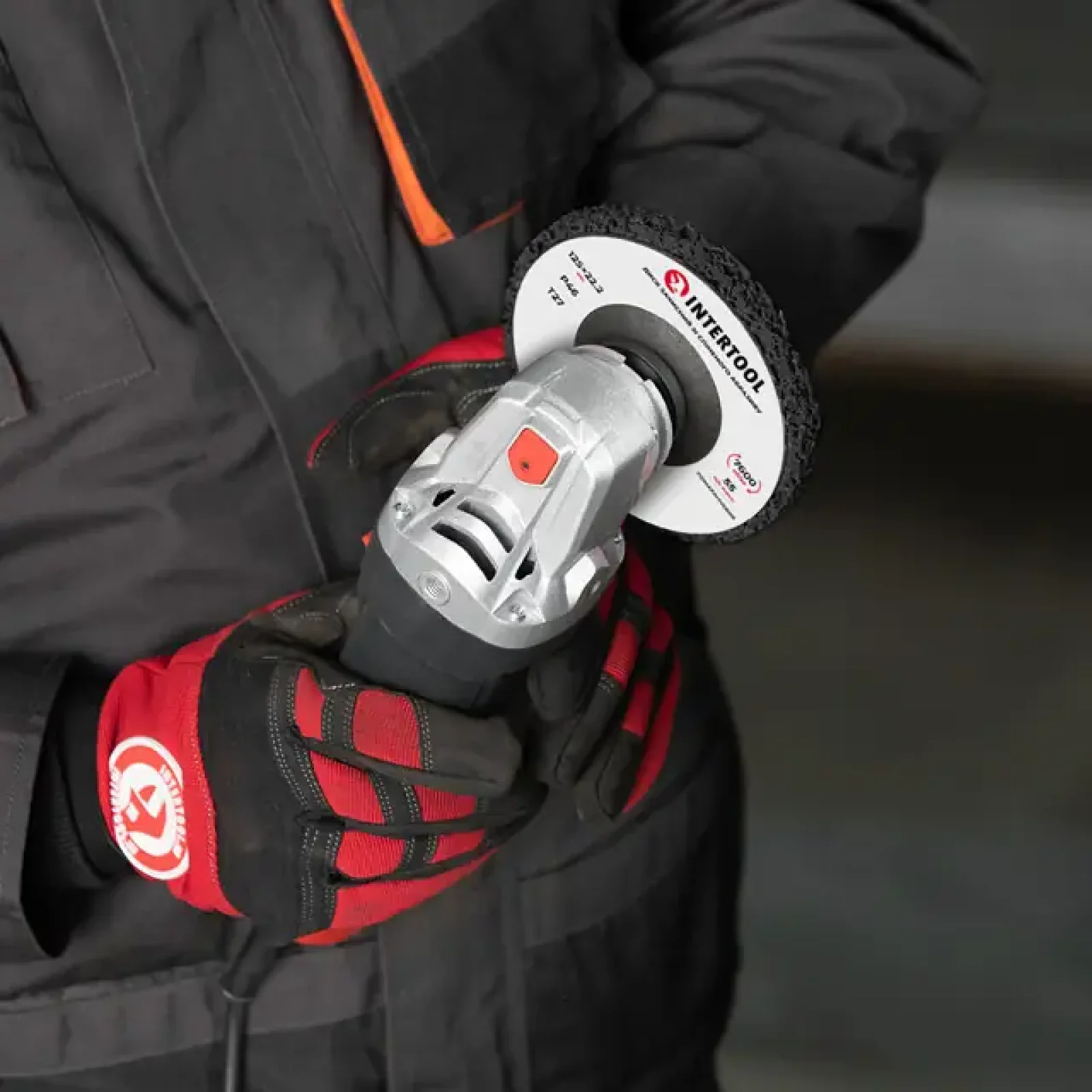 Диск зачисний зі спіненого абразиву, чорний, 125×22,2×13 мм, P46, T27, 7600 об/хв INTERTOOL (BT-0602) UA