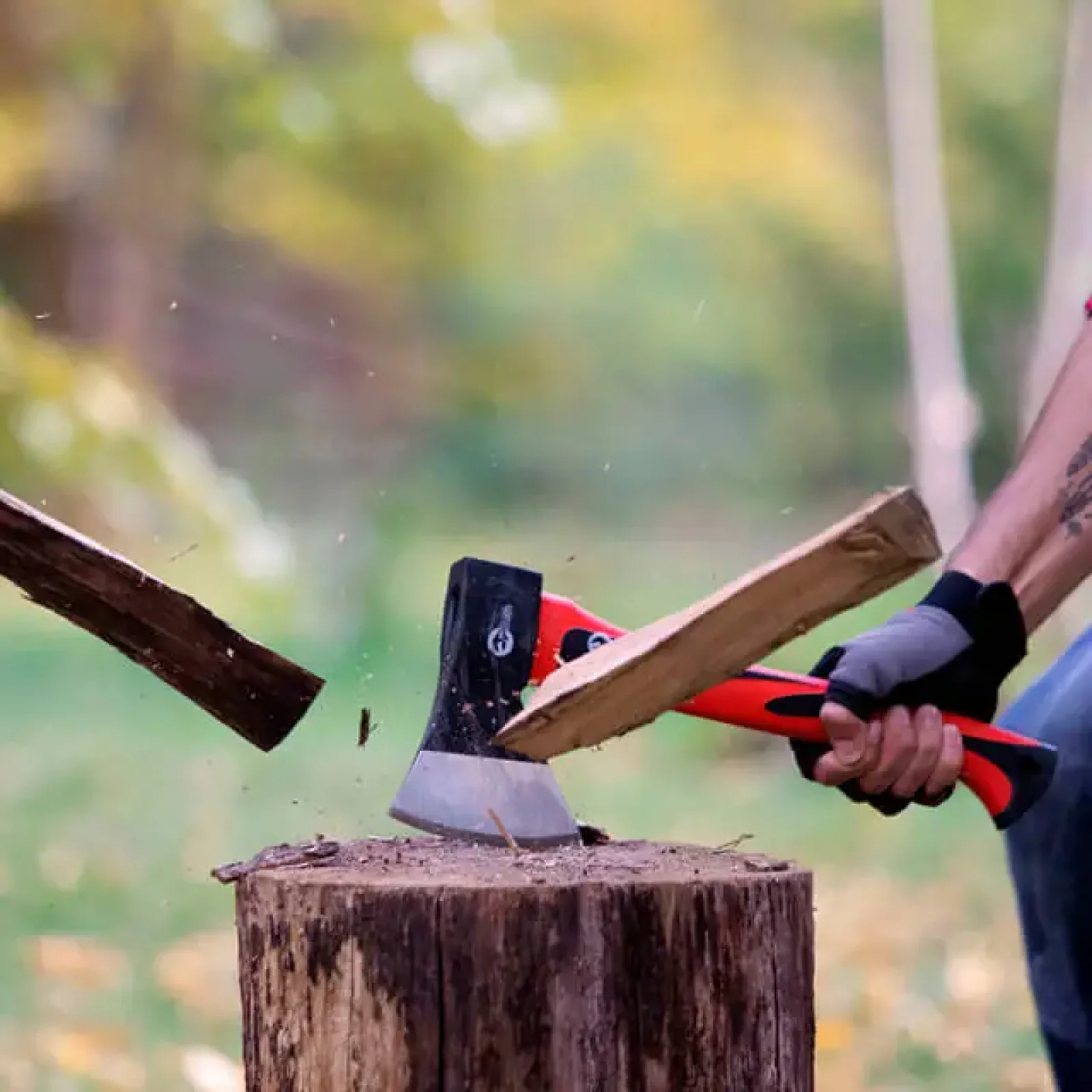 Сокира, 800 г, ручка з фібергласу INTERTOOL (HT-0262) UA