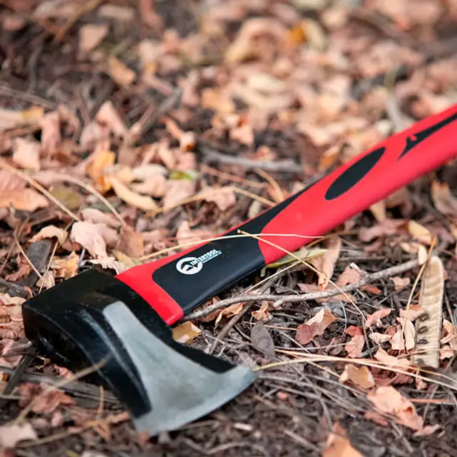 Колун кований, 1000 г, ручка з фібергласу INTERTOOL (HT-0274) UA