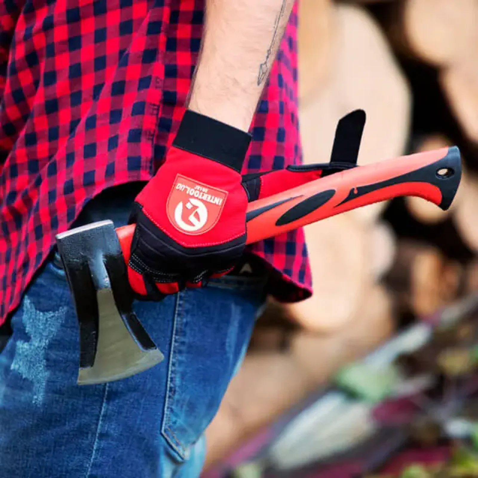 Колун кований, 1000 г, ручка з фібергласу INTERTOOL (HT-0274) UA