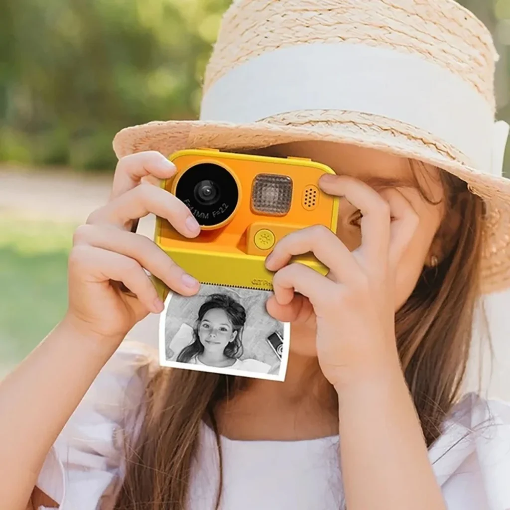 Детская фотокамера моментальной печати SnapShot pink, 57735