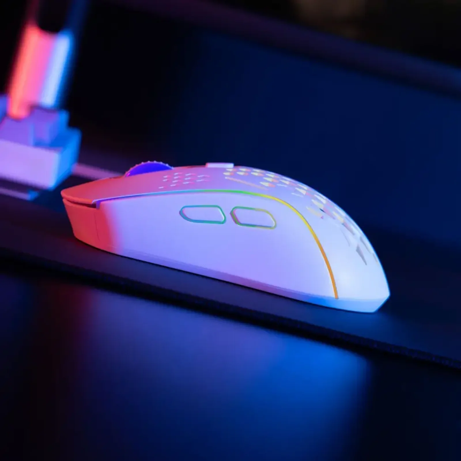 Бездротова ігрова миша Proove Gaming Buzz White (WMBU00022402)